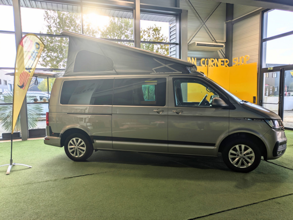 VOLKSWAGEN T6.1 MULTISTYLE 150 CH DSG – BEIGE MOJAVE – VAN AMÉNAGÉ
