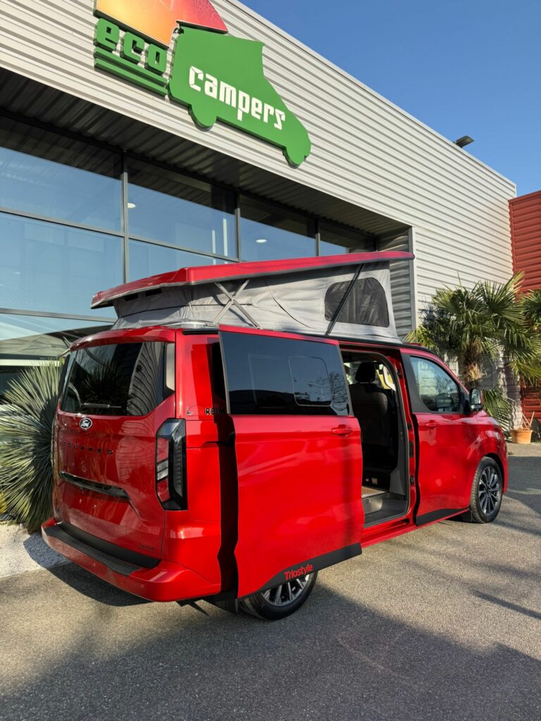 Ford Triostyle finition Confort 170 ch 4×4 BVA8 Rouge Artisan — FP231