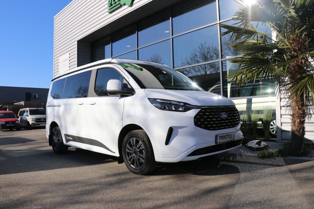 Ford Triostyle finition Suprem 170 ch BVA8 Blanc Glacier — FP163