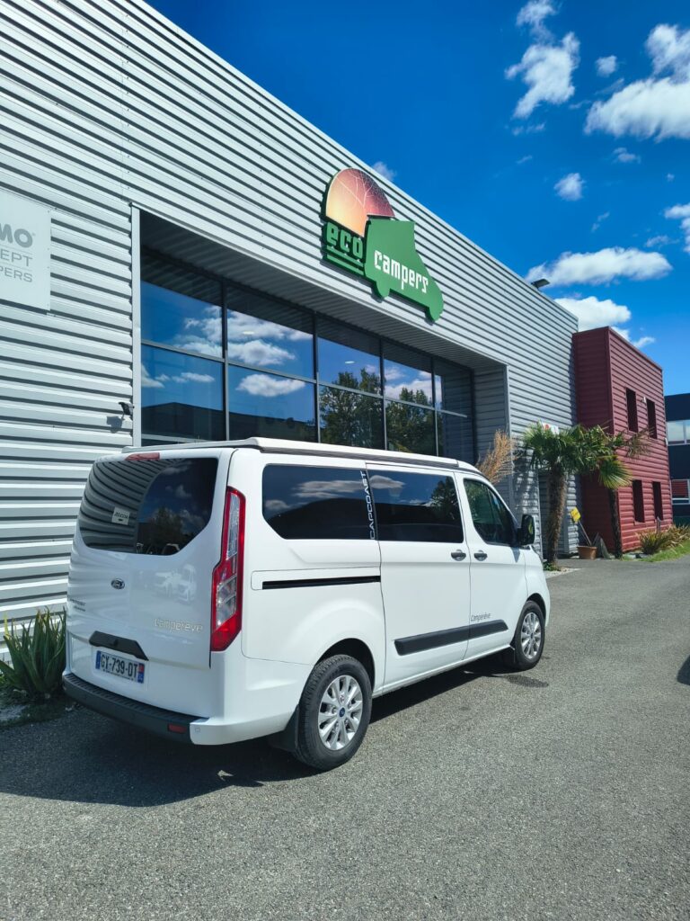 Campérêve Capcoast 130 cv — aménagement type Westfalia